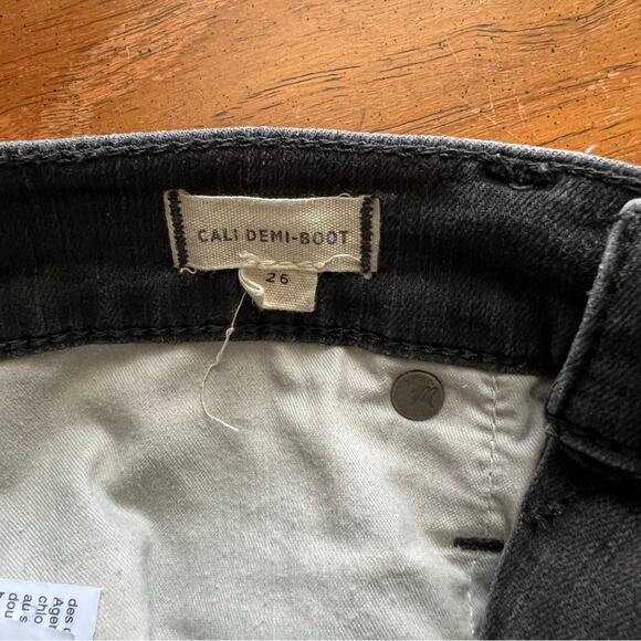 Madewell Cali Demi Button Front Boot Jeans in Bellspring Wash - Picture 6 of 6